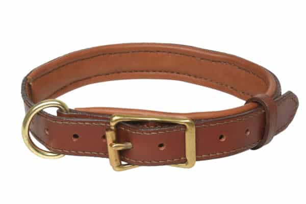 Collier cuir pour chien, doublé en peau de veau , cousu, fabriqué à la main, artisanalement, en France, avec du cuir français, couleur châtaigne