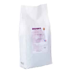 1 paquet de 4 kg de croquettes chat adulte/ENTRETIEN PREMIUM 32/21